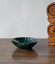 Load image into Gallery viewer, Vintage Ceramic Shell Jewelry-Soap Holder