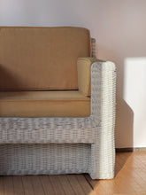Load image into Gallery viewer, Vintage Wicker 70’s Chair
