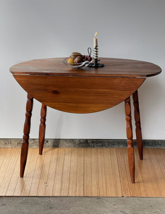 Primitive Drop Leaf Dining Table