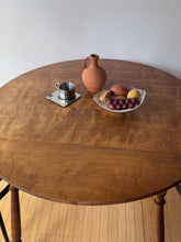 Load image into Gallery viewer, 1950’s Cottage Round Wood Dining Table