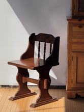 Load image into Gallery viewer, Vintage Wooden Chair