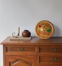 Load image into Gallery viewer, Vintage Wooden 1970&#39;S Christmas Plates
