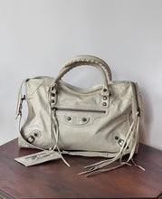 Load image into Gallery viewer, LeCity Motocross Style Leather Handbag