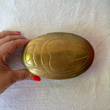 Load image into Gallery viewer, Vintage Scarab Brass Box