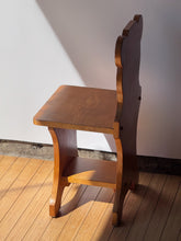 Load image into Gallery viewer, Vintage Wooden Children&#39;s Chair