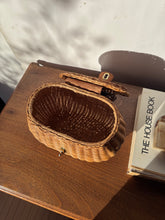 Load image into Gallery viewer, Vintage Wicker Leather Handbag