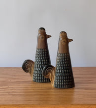 Load image into Gallery viewer, 1960’s Rooster Holt Howard S&amp;P Shakers. Made in Japan