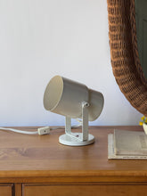 Load image into Gallery viewer, Vintage Tan Spotlight Lamp