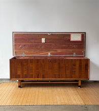 Load image into Gallery viewer, Vintage MCM Lane Cedar Chest