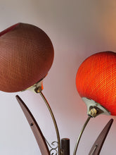 Load image into Gallery viewer, Vintage Mid Century Modern Tulip Lamp