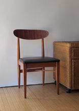 Load image into Gallery viewer, Vintage MCM Single Chair