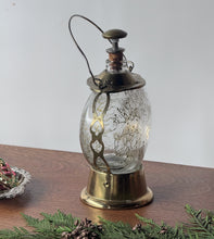 Load image into Gallery viewer, Vintage Musical Decanter