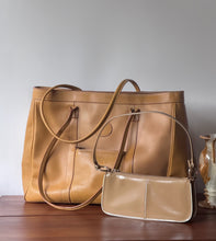 Load image into Gallery viewer, XL Vintage Top Grain Leather Shoulder Tote