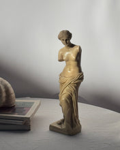 Load image into Gallery viewer, Vintage Venus de Milo Sculpture