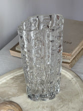 Load image into Gallery viewer, Vintage Abstract Dimensional Glass Vase