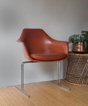 Load image into Gallery viewer, Vintage 1970's Hugh Acton MCM Chair