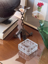 Load image into Gallery viewer, Etched Crystal d&#39;Arques Trinket Box
