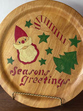 Load image into Gallery viewer, Vintage Wooden 1970&#39;S Christmas Plates