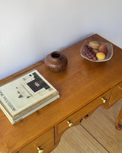 Load image into Gallery viewer, Vintage Grand Rapids French Style Writing Table