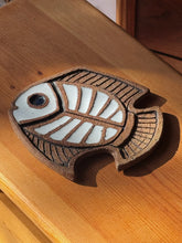 Load image into Gallery viewer, Vintage Victoria Littlejohn Studio Pottery Fish Trivet