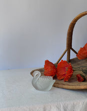 Load image into Gallery viewer, Vintage Glass Swan Jewelry Holder