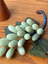 Load image into Gallery viewer, Vintage 1970&#39;s Chinese Jade Alabaster Grape Cluster