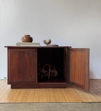 Load image into Gallery viewer, Vintage MCM Walnut Square Storage Table