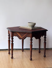 Load image into Gallery viewer, Brandt Antique Scalloped 6 Legged Table