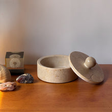 Load image into Gallery viewer, Vintage Marble Lidded Box