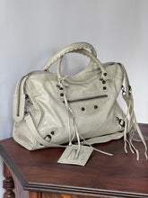 Load image into Gallery viewer, LeCity Motocross Style Leather Handbag
