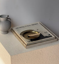 Load image into Gallery viewer, Vintage Brass "Pocket Change" Catchall