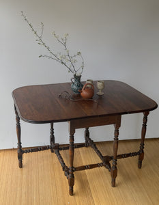 Antique Butterfly Drop Leaf Dining Table