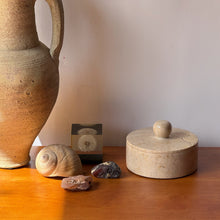 Load image into Gallery viewer, Vintage Marble Lidded Box