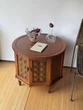 Load image into Gallery viewer, Vintage MCM Drum Storage Table