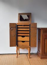Load image into Gallery viewer, Vintage Oak 80's Jewelry Stand