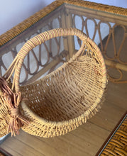 Load image into Gallery viewer, 1980's Wicker Easter Bunny