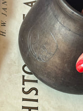 Load image into Gallery viewer, Samaipata Uruguay Face Handmade Pottery