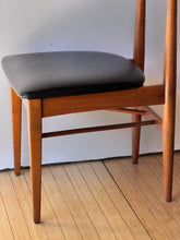 Load image into Gallery viewer, Vintage MCM Single Chair