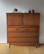 Load image into Gallery viewer, Mid Century Modern Bassett Highboy Dresser