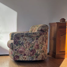 Load image into Gallery viewer, Vintage Flexsteel Antique Floral Tapestry Swivel Chair