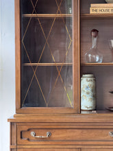 Load image into Gallery viewer, 1960's MCM Hutch