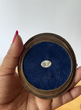 Load image into Gallery viewer, Vintage Silver Plated Swan Ring Holder