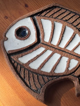 Load image into Gallery viewer, Vintage Victoria Littlejohn Studio Pottery Fish Trivet