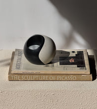Load image into Gallery viewer, Vintage Yin and Yang Tea-light Candleholder