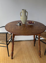 Load image into Gallery viewer, 1950’s Cottage Round Wood Dining Table