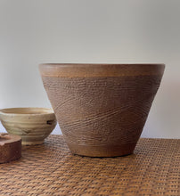 Load image into Gallery viewer, Textured Studio Pottery Planter